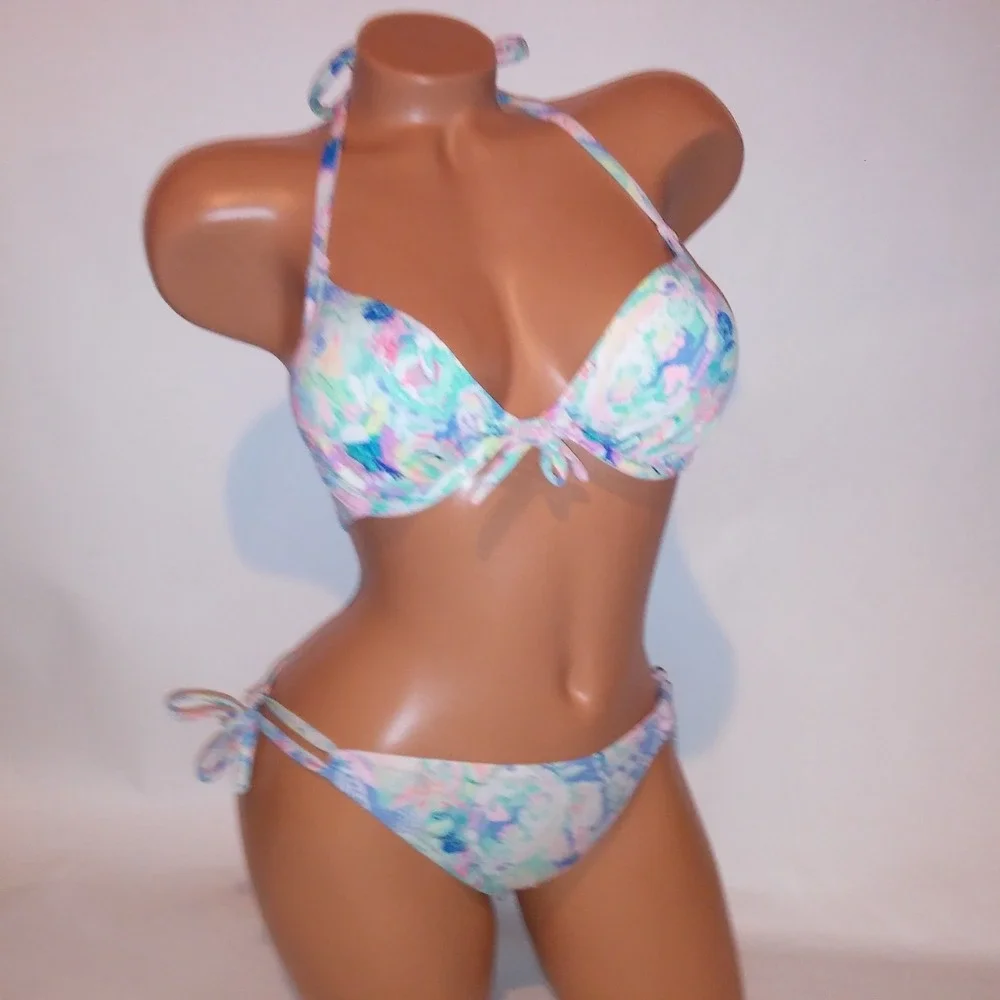Victoria Secret Swim Bikini 32C Top Medium Bottom Push Up Blue Paisley Halter